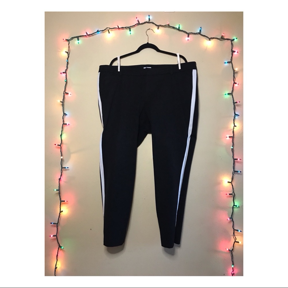 Black & white pants